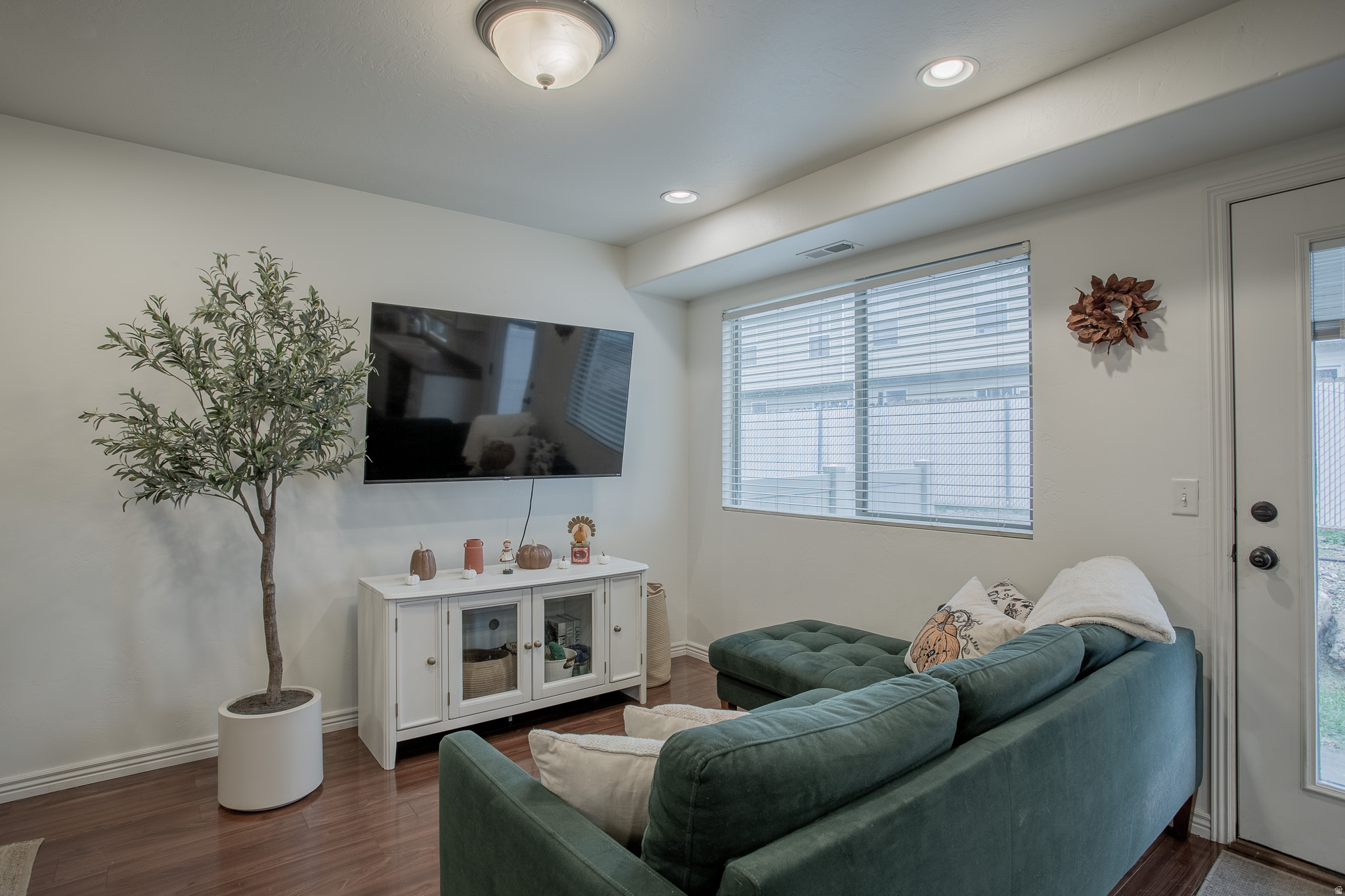 STONEY BROOK COTTAGE - Residential