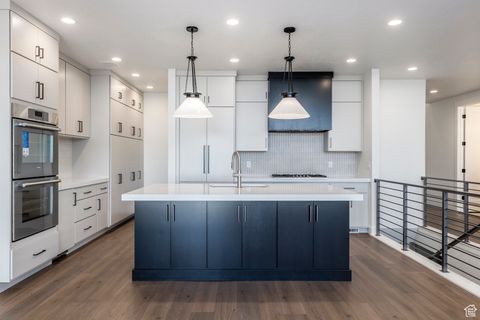 Tiny photo for 678 E SILVER HILL LOOP #93, Hideout, UT 84036 (MLS # 2109827)