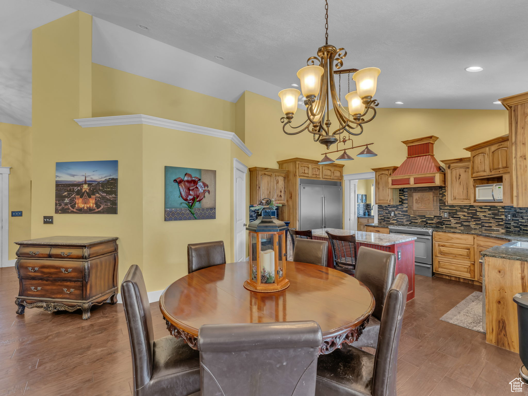 GREEN CANYON - Residential
