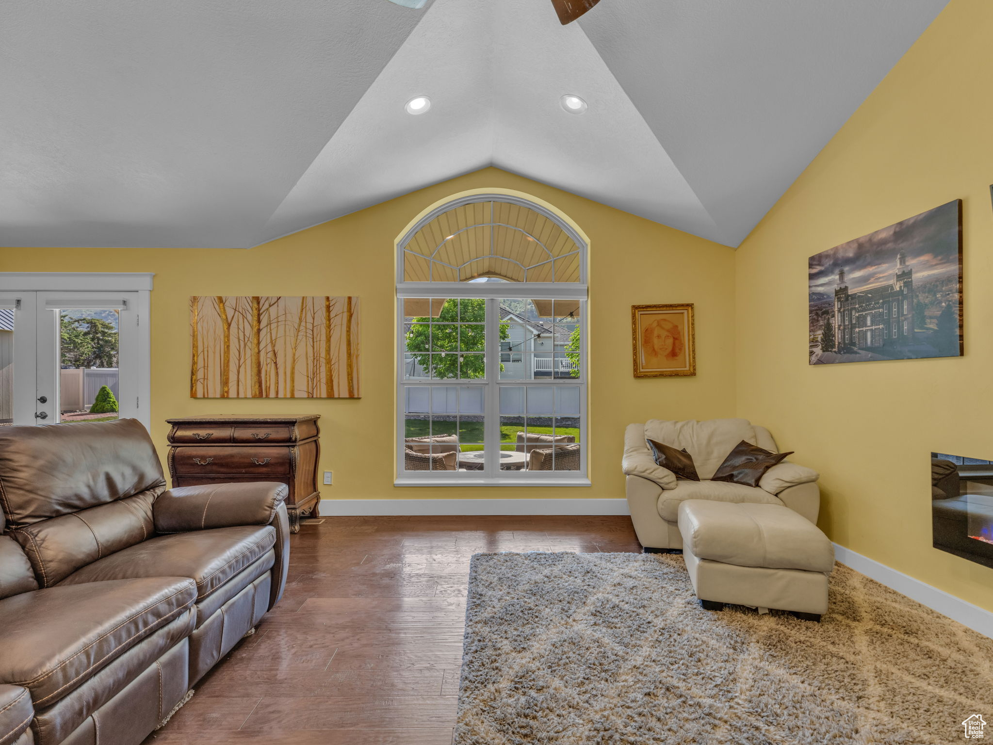 GREEN CANYON - Residential