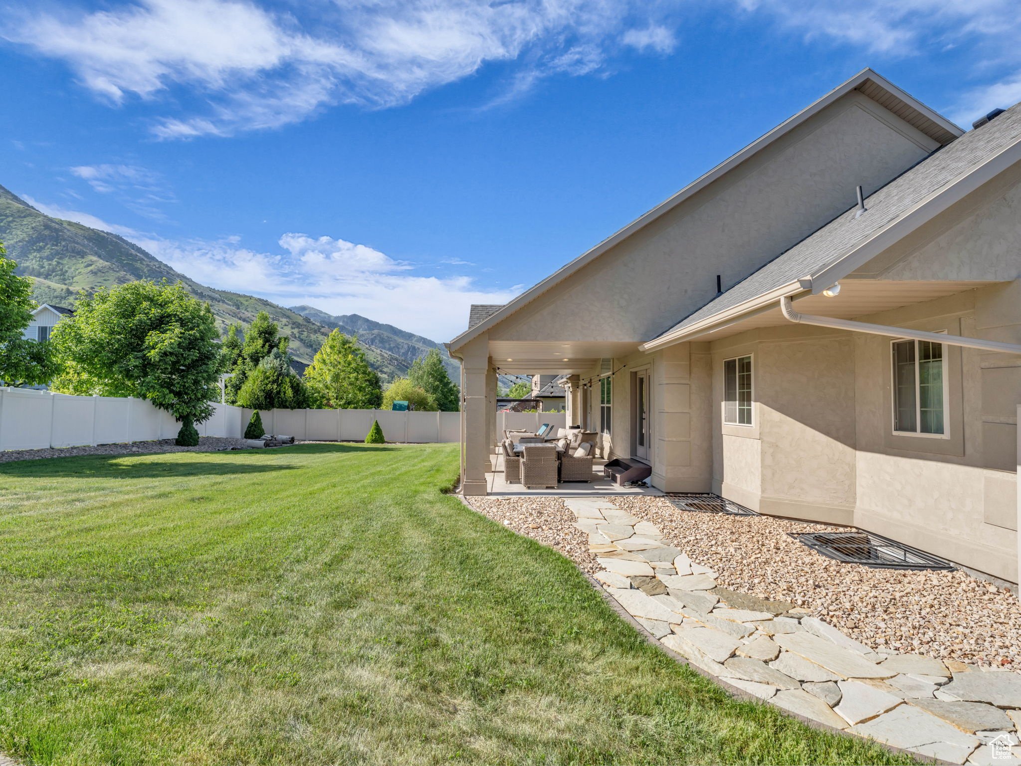 GREEN CANYON - Residential