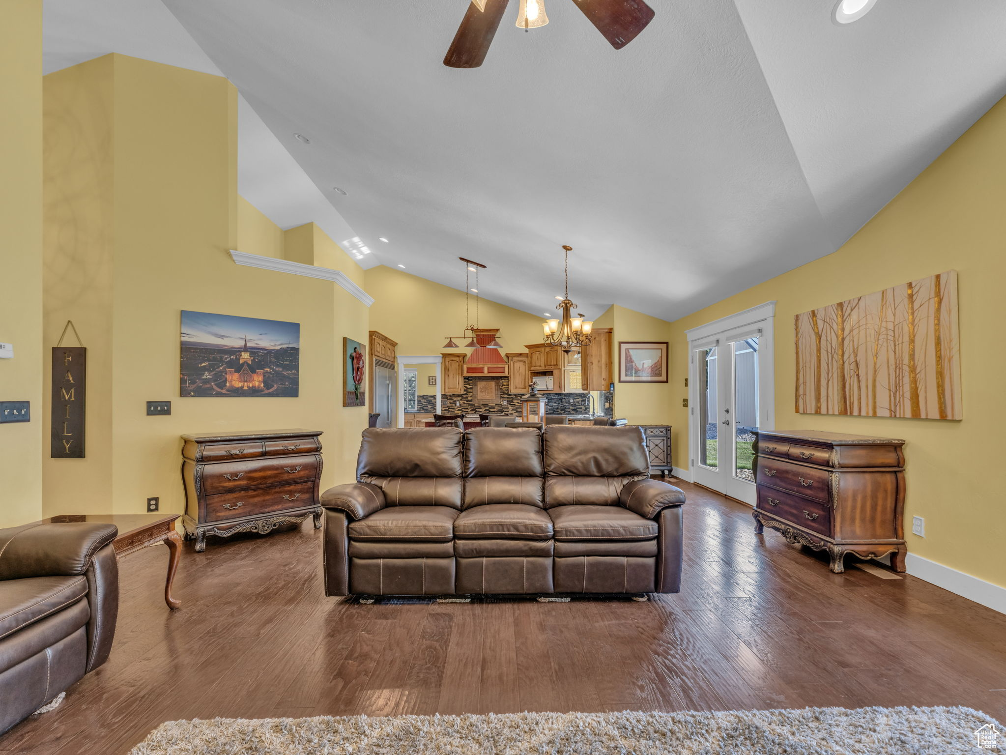 GREEN CANYON - Residential