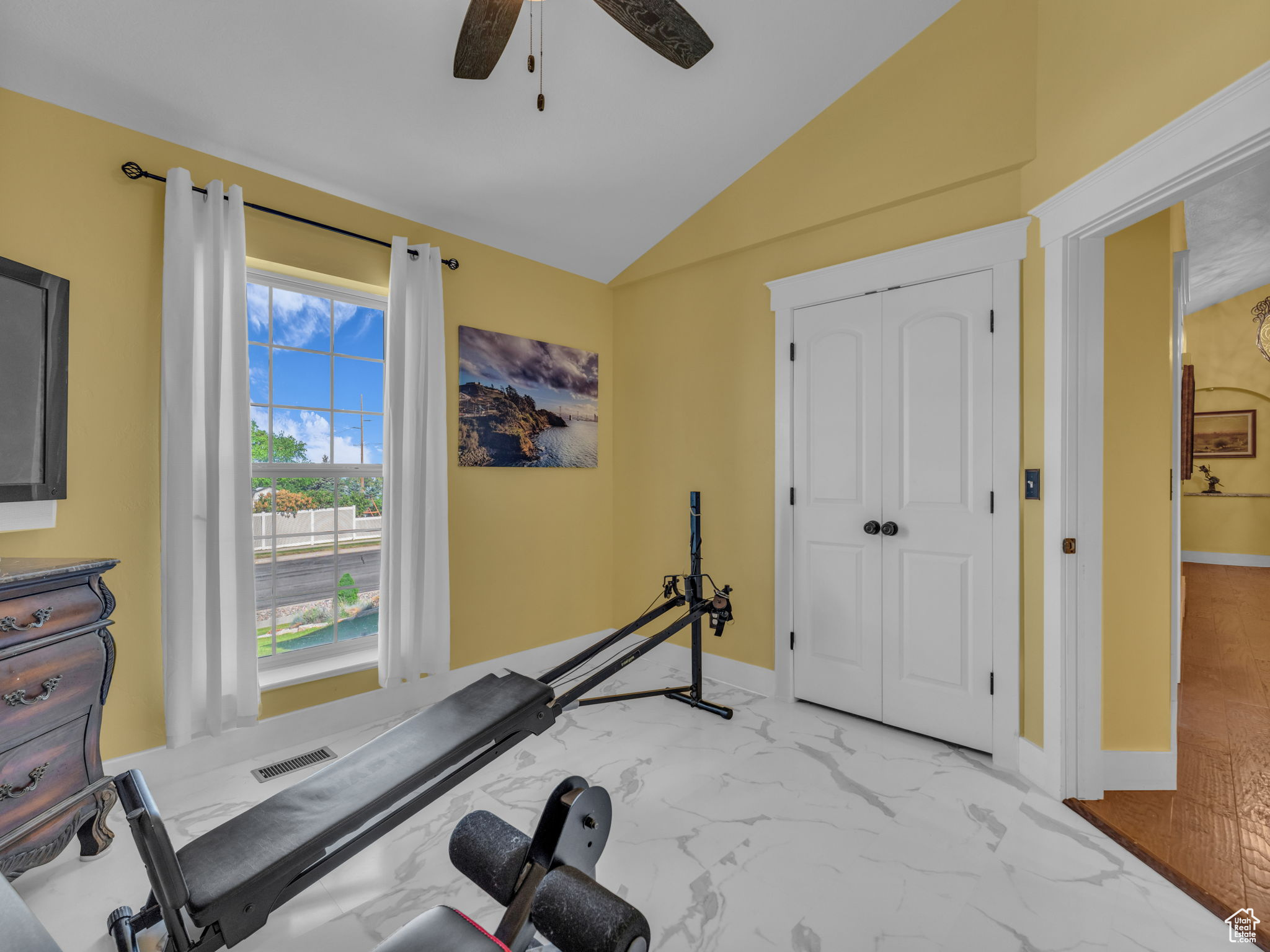GREEN CANYON - Residential