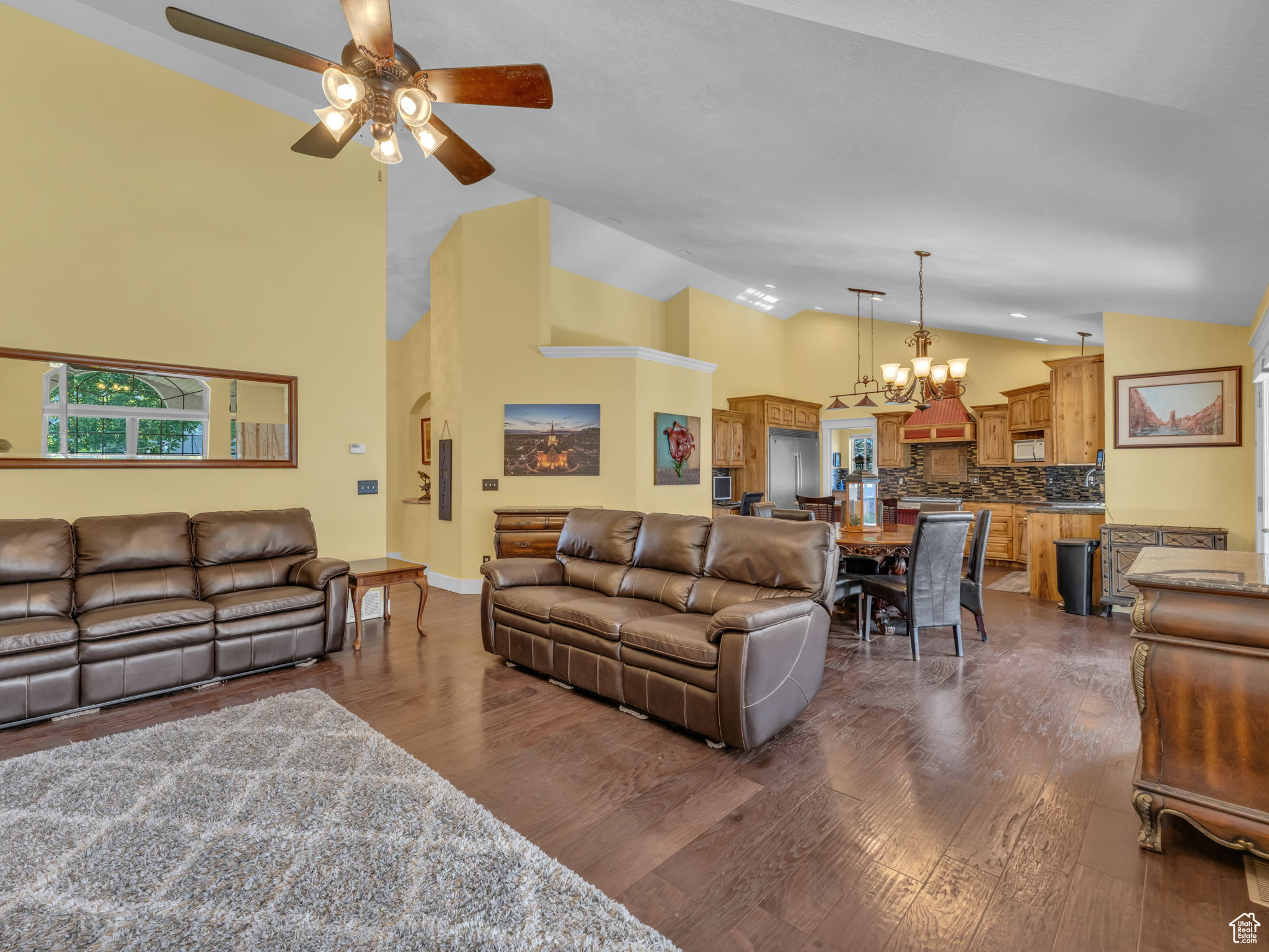 GREEN CANYON - Residential