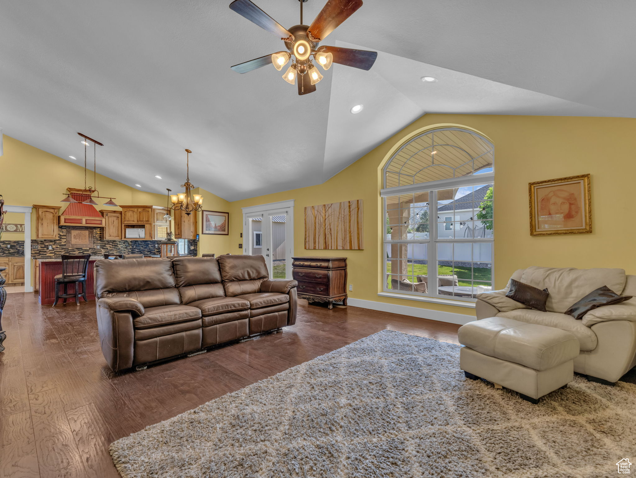 GREEN CANYON - Residential