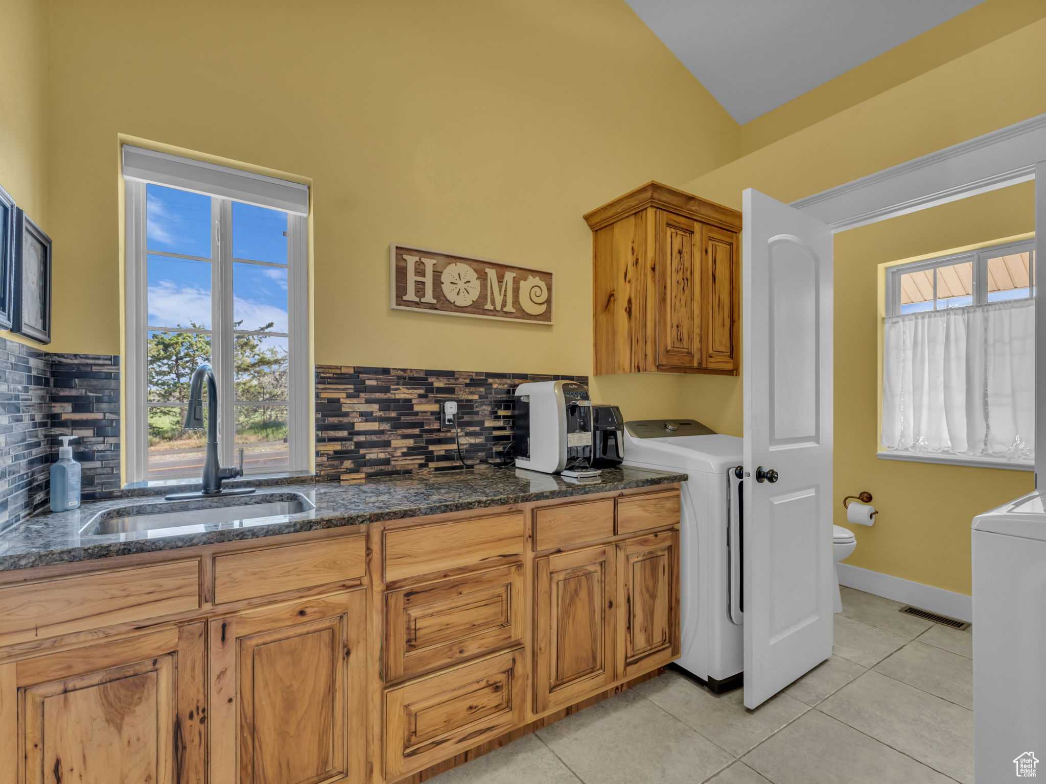 GREEN CANYON - Residential