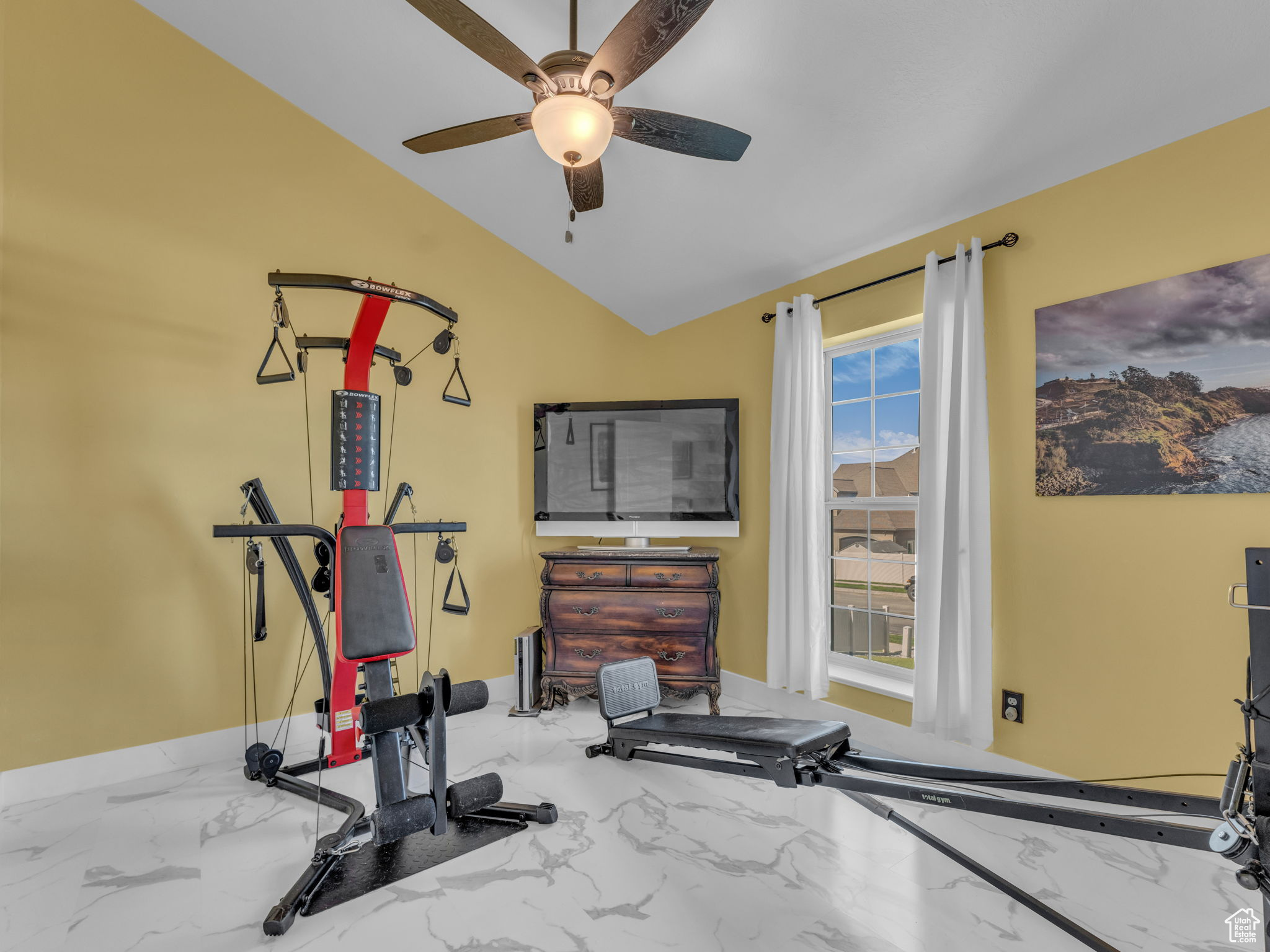 GREEN CANYON - Residential