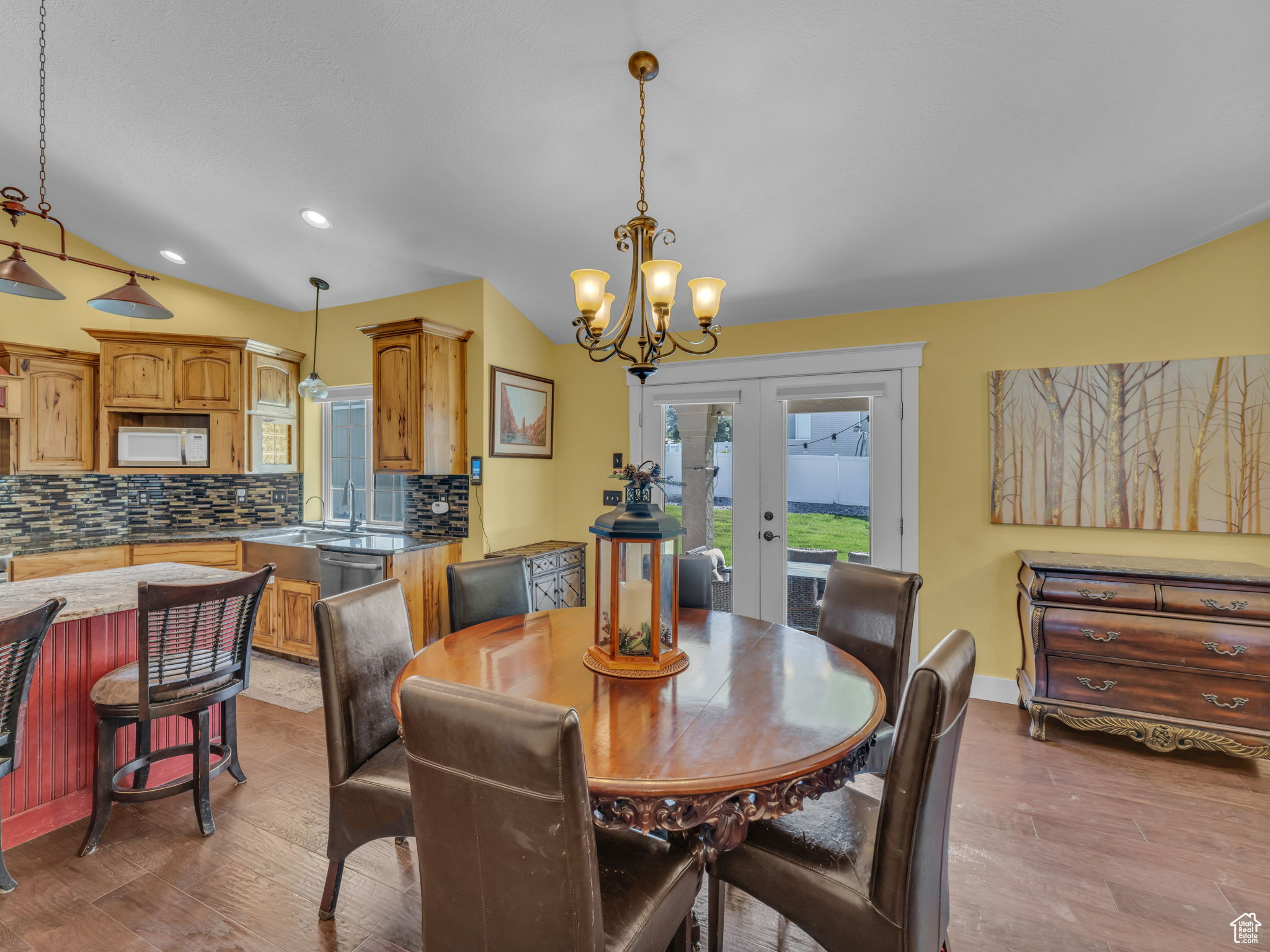 GREEN CANYON - Residential