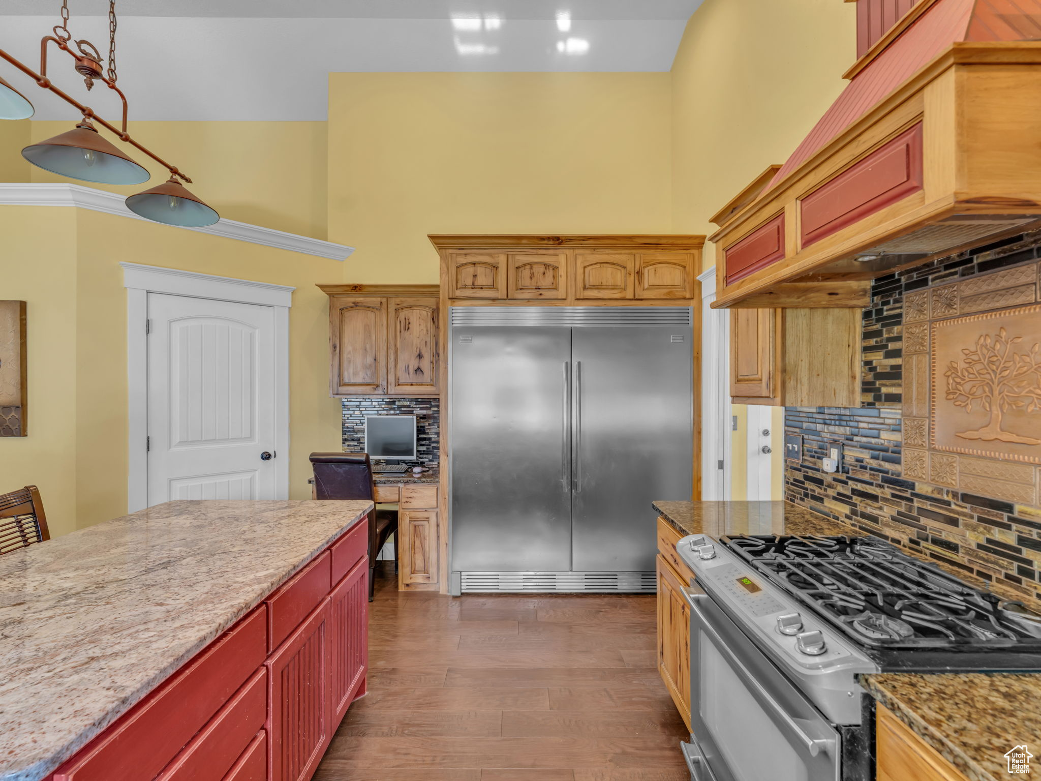 GREEN CANYON - Residential