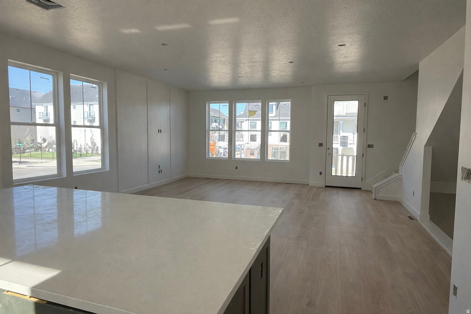 DAYBREAK - Residential