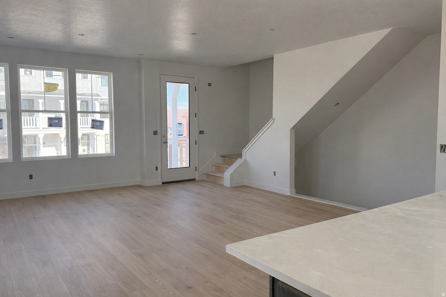 DAYBREAK - Residential