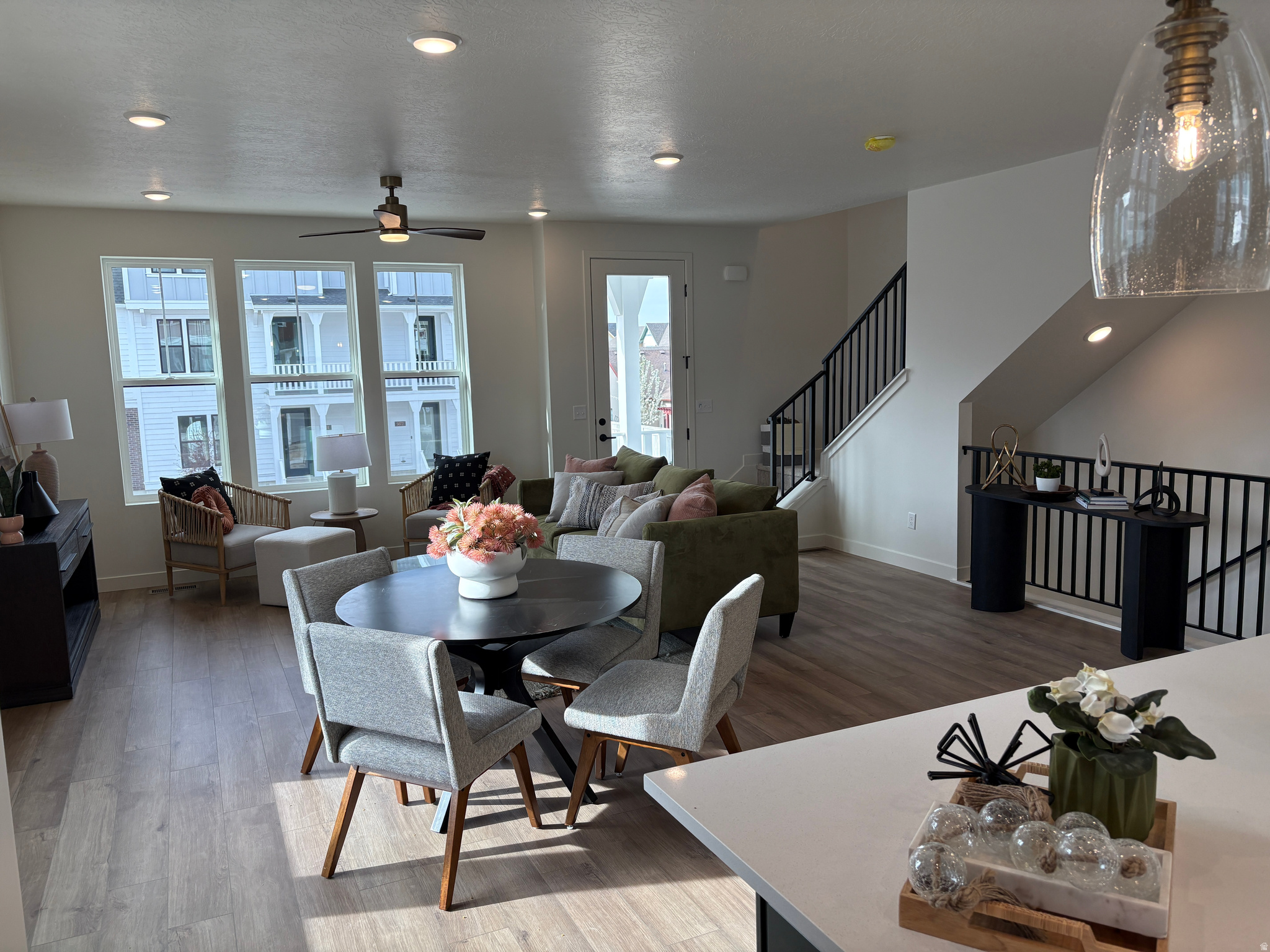 DAYBREAK - Residential