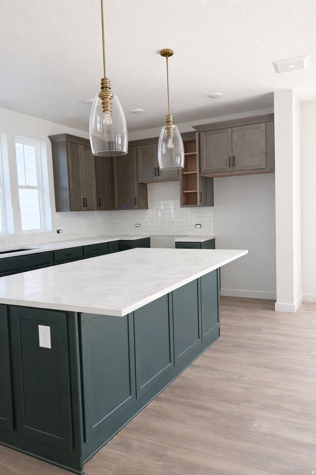 DAYBREAK - Residential