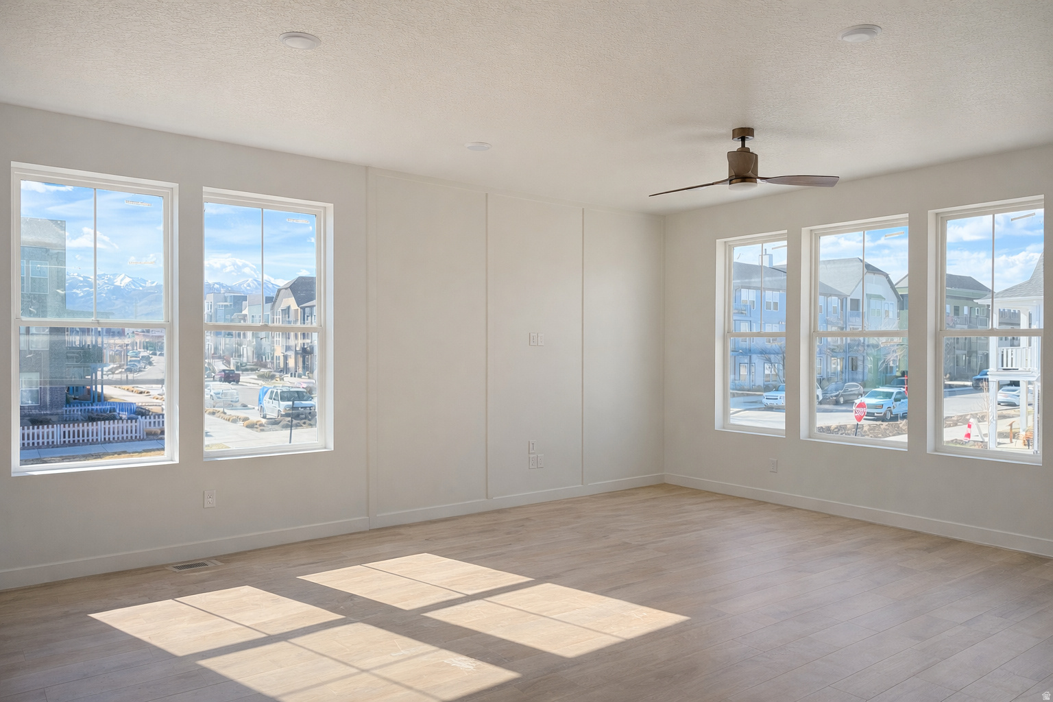 DAYBREAK - Residential