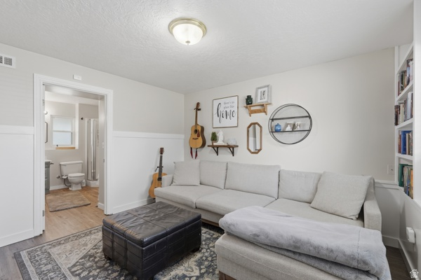 OAKRIDGE HIGHLANDS - Residential