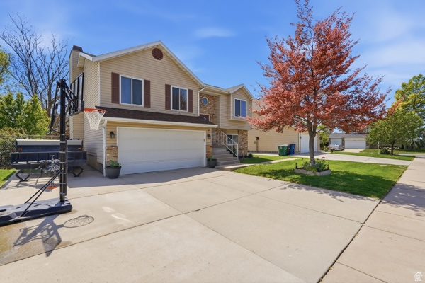 OAKRIDGE HIGHLANDS - Residential