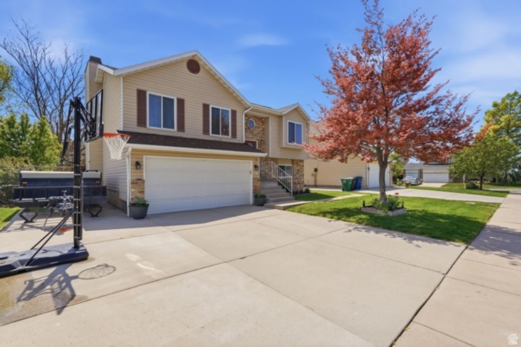 Photo of 318 E 1700 S, Kaysville, UT 84037 (MLS # 2155663)