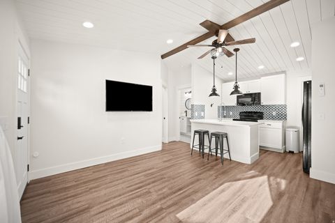 Tiny photo for 236 W 300 S, Hurricane, UT 84737 (MLS # 2158594)