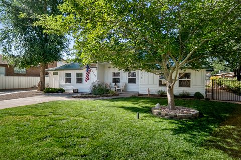 Tiny photo for 236 W 300 S, Hurricane, UT 84737 (MLS # 2158594)
