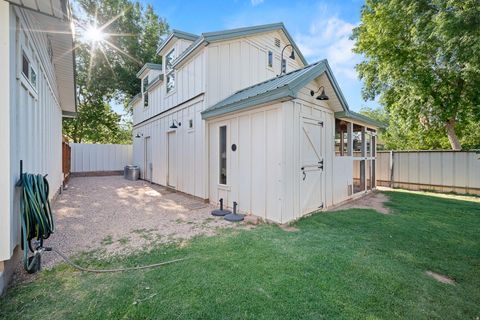 Tiny photo for 236 W 300 S, Hurricane, UT 84737 (MLS # 2158594)