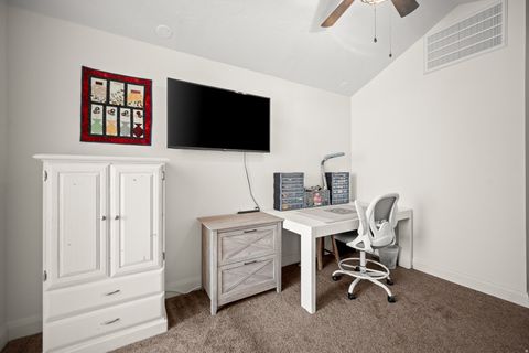 Tiny photo for 236 W 300 S, Hurricane, UT 84737 (MLS # 2158594)