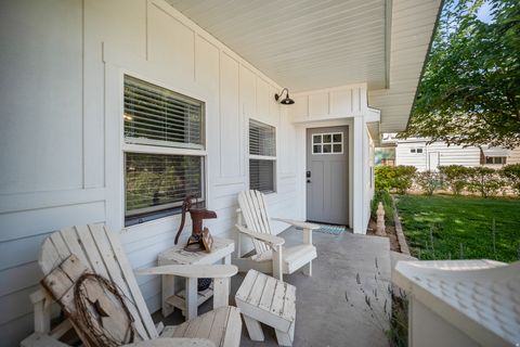 Tiny photo for 236 W 300 S, Hurricane, UT 84737 (MLS # 2158594)