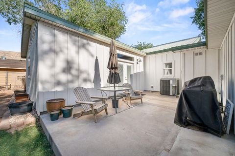 Tiny photo for 236 W 300 S, Hurricane, UT 84737 (MLS # 2158594)