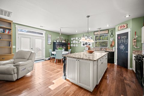 Tiny photo for 236 W 300 S, Hurricane, UT 84737 (MLS # 2158594)