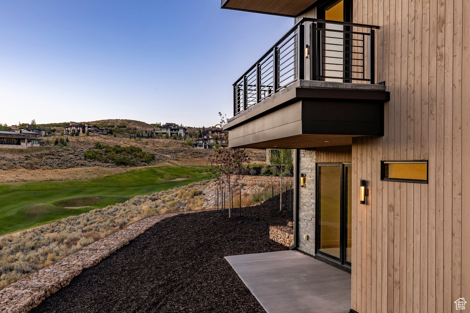 PINNACLE AT PROMONTORY - Residential
