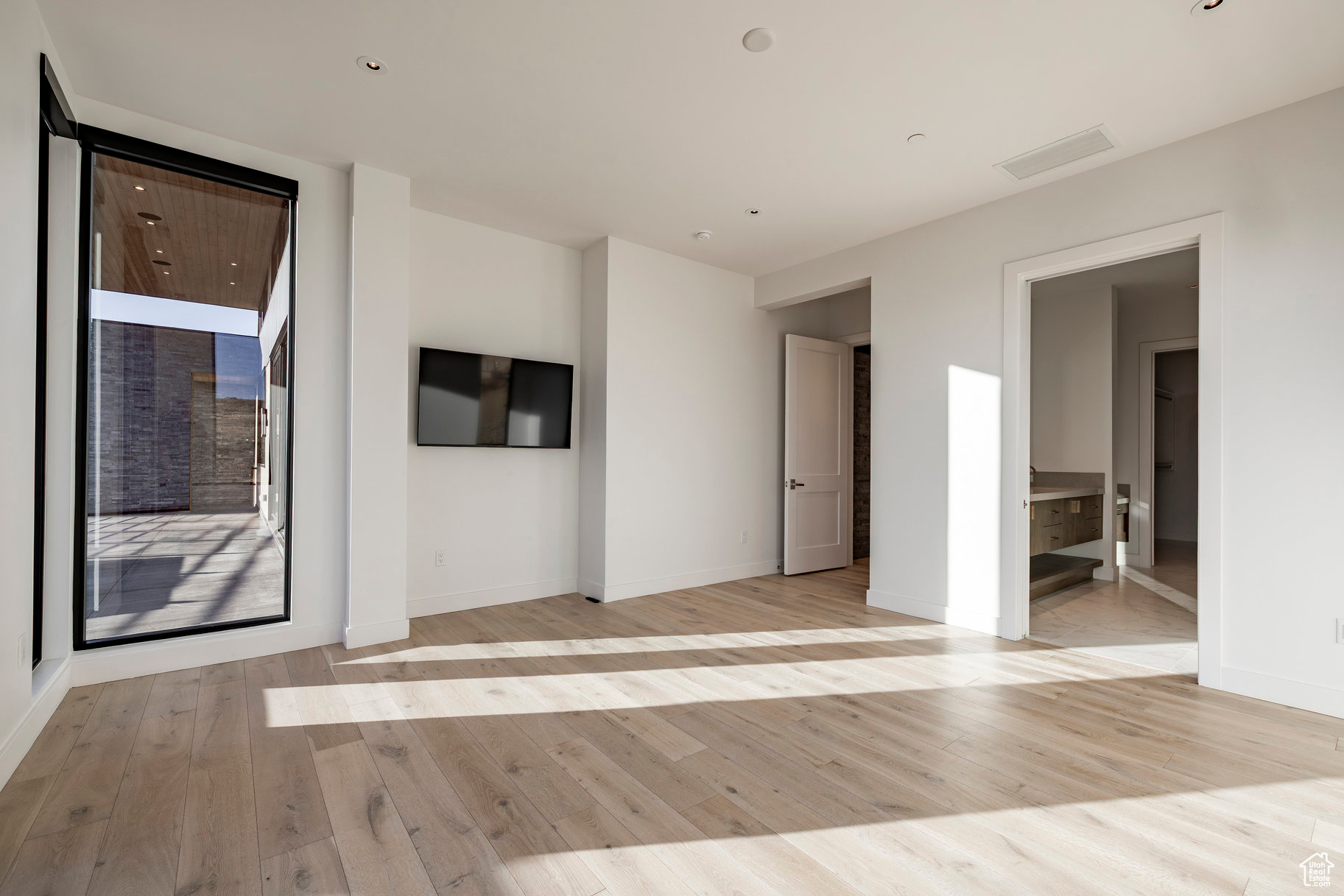 PINNACLE AT PROMONTORY - Residential