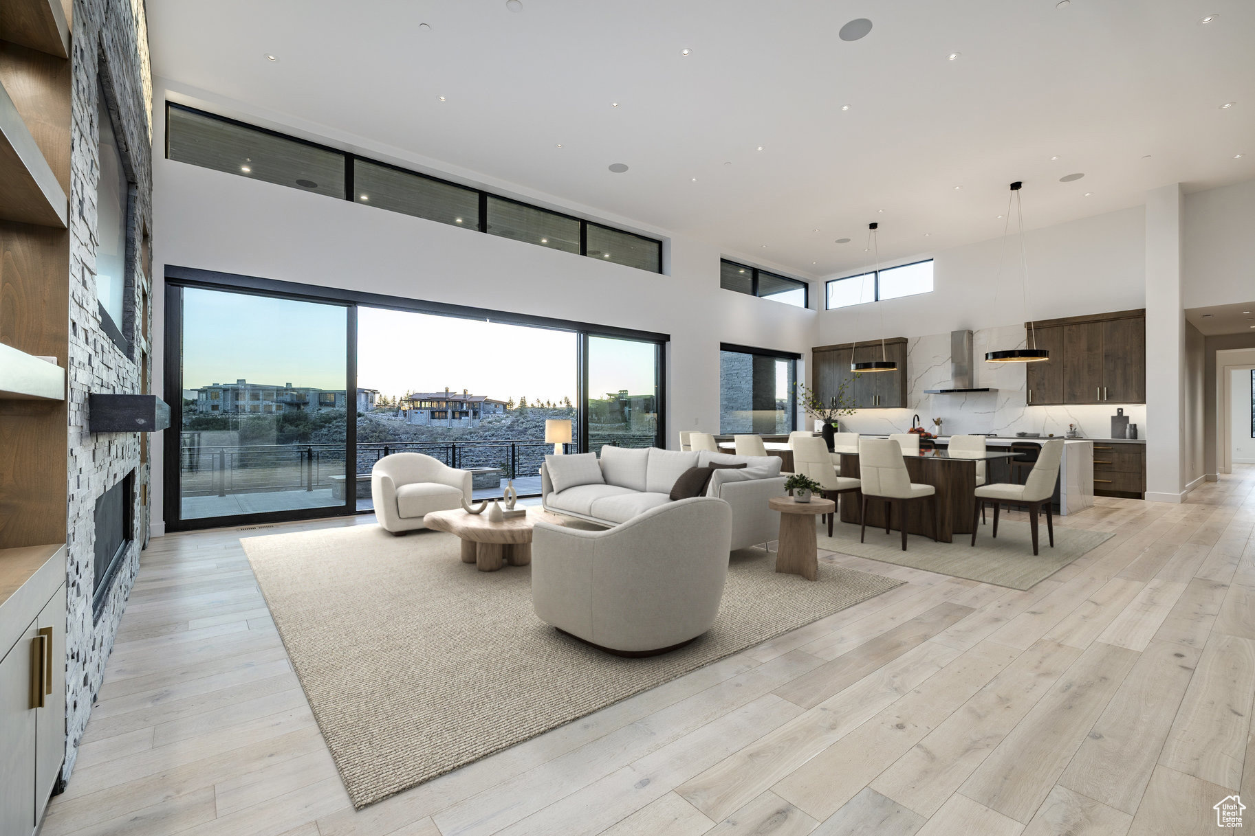 PINNACLE AT PROMONTORY - Residential