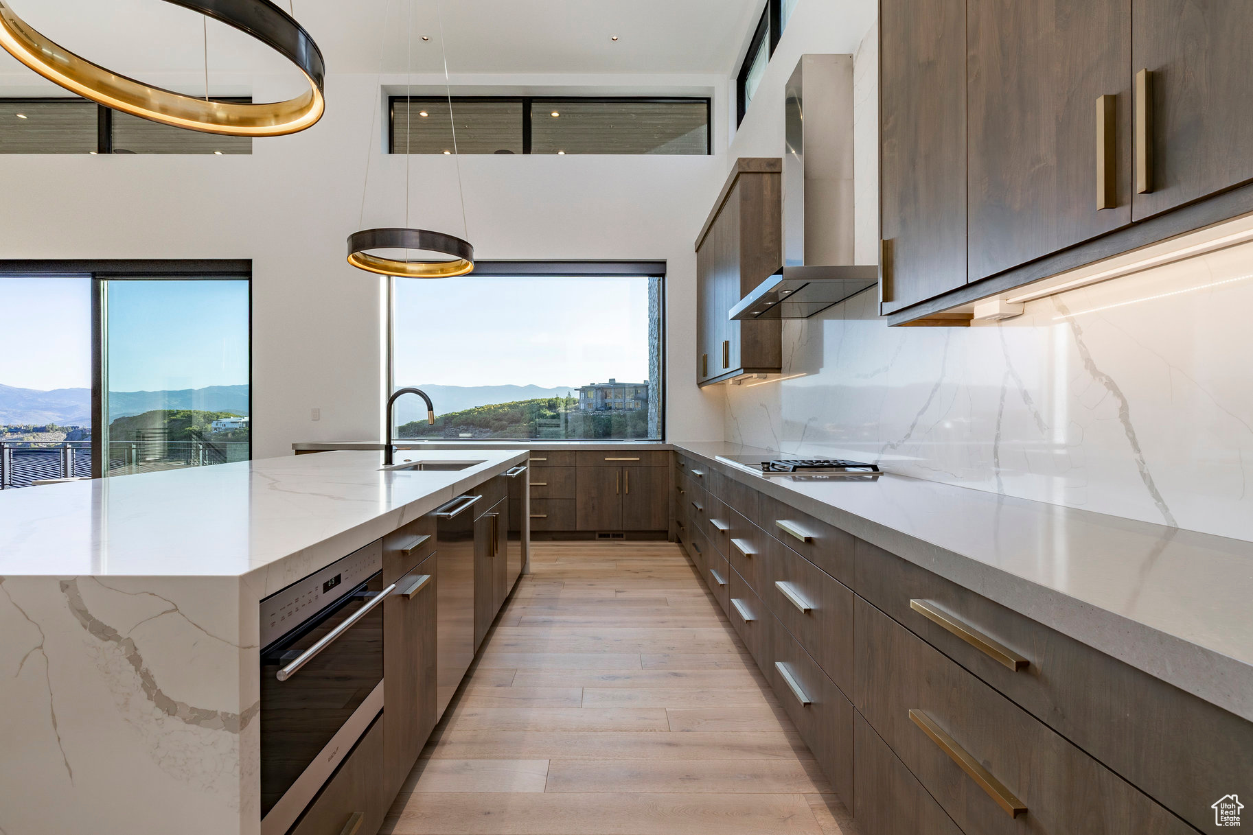 PINNACLE AT PROMONTORY - Residential