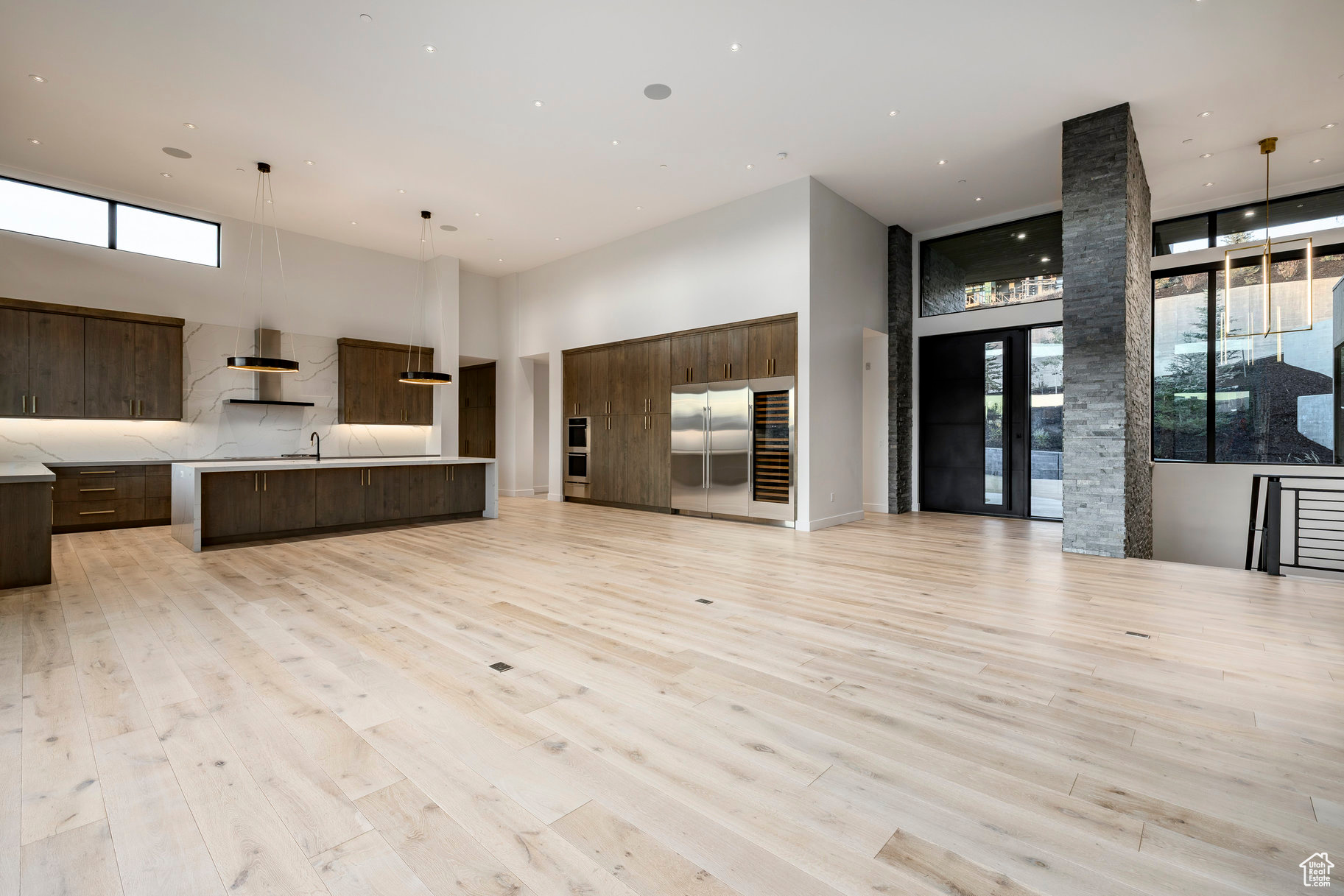 PINNACLE AT PROMONTORY - Residential