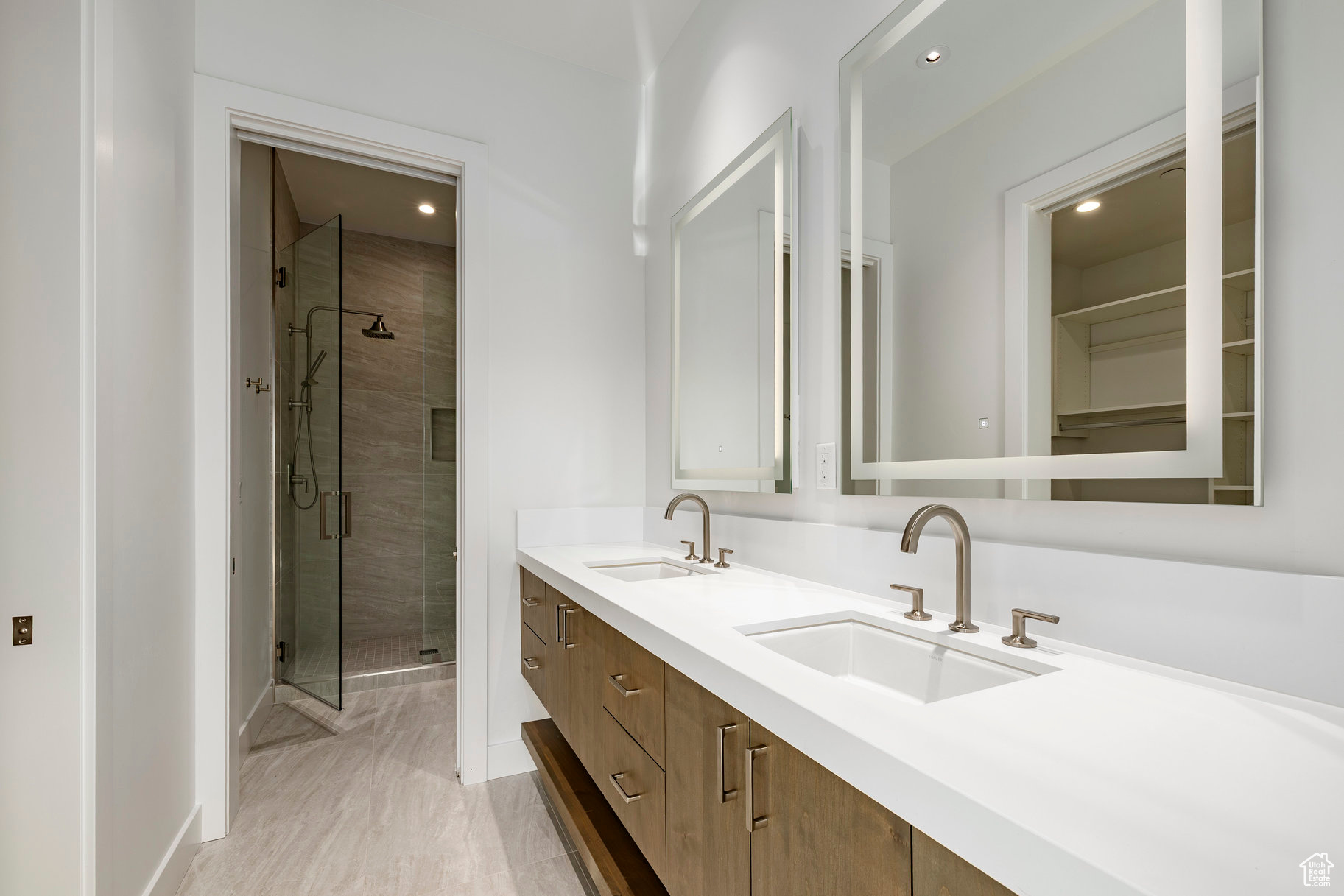 PINNACLE AT PROMONTORY - Residential