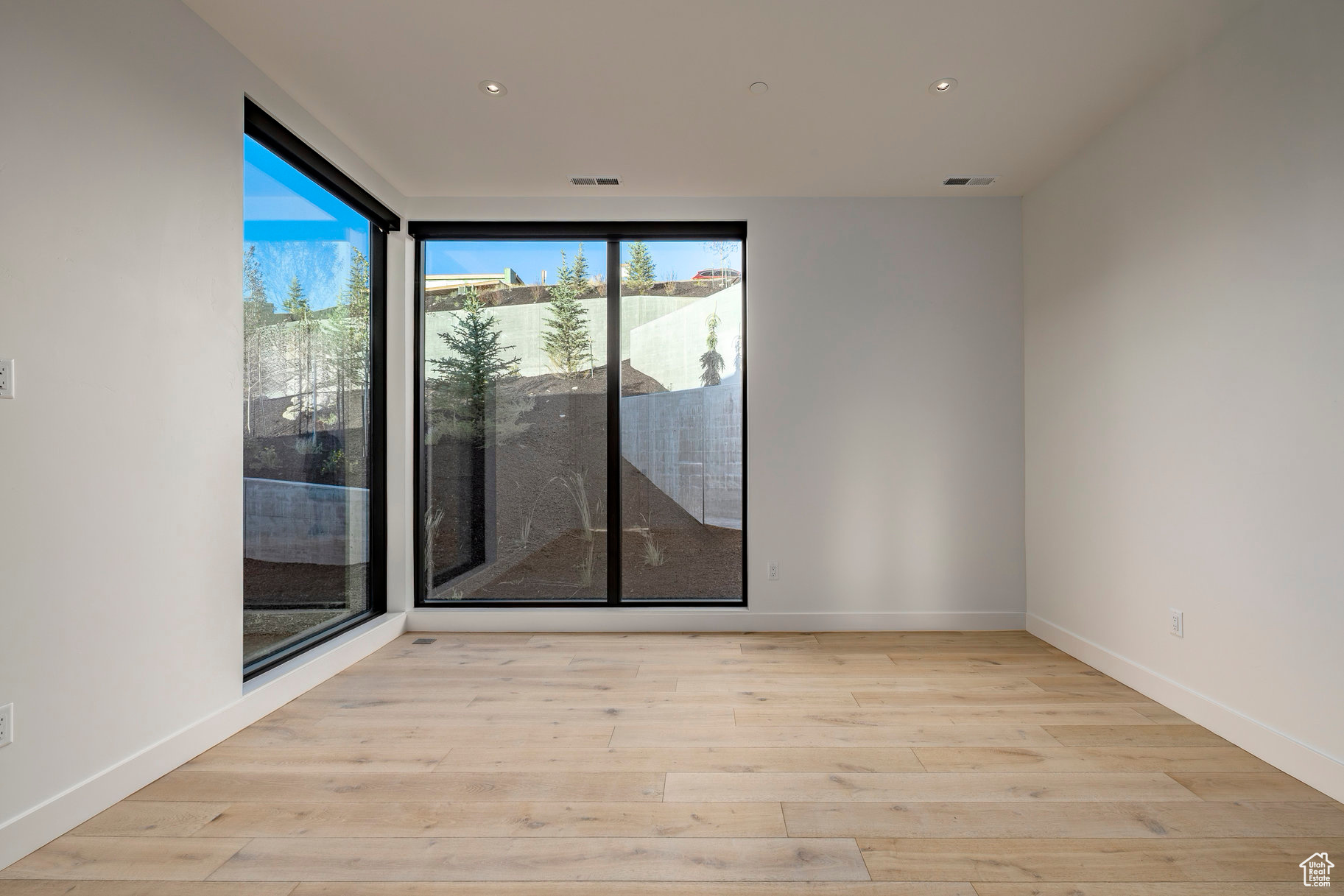 PINNACLE AT PROMONTORY - Residential