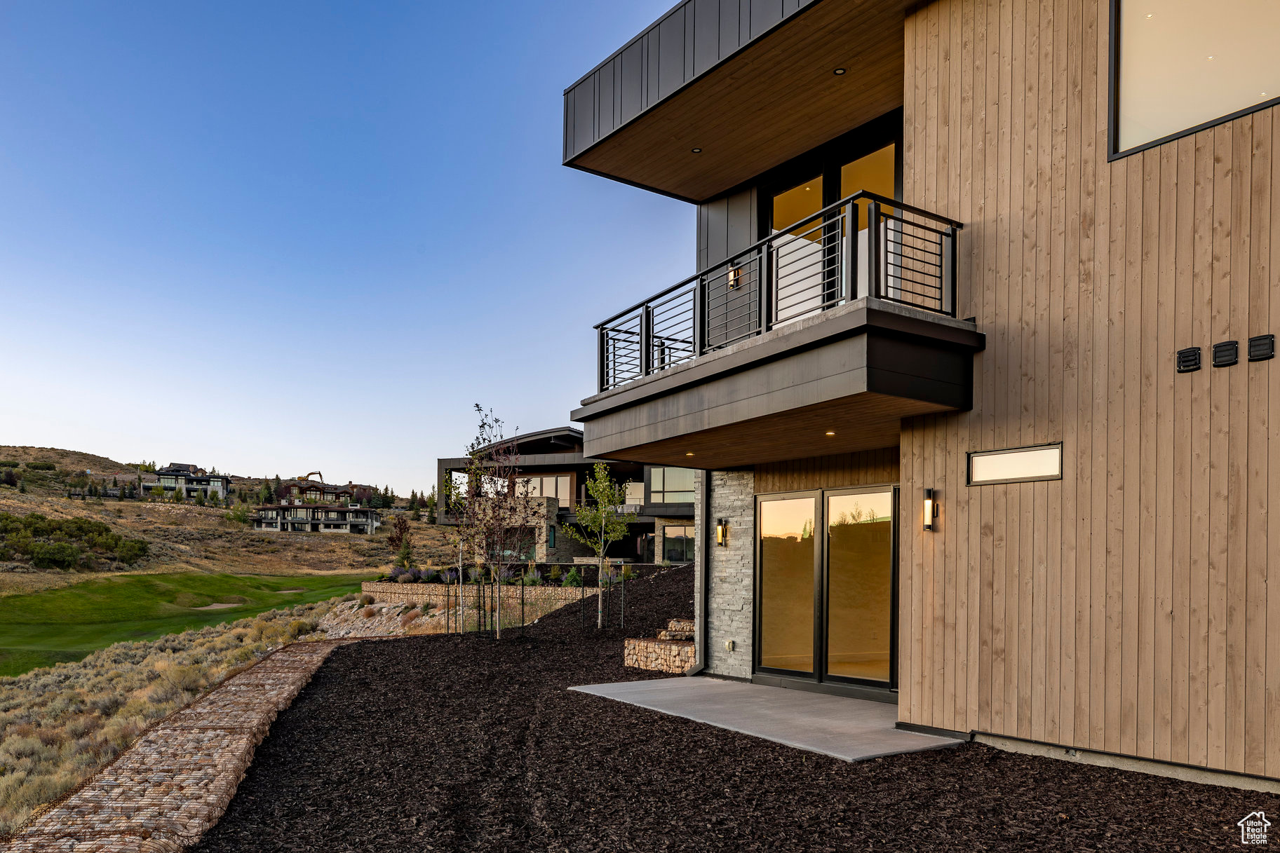 PINNACLE AT PROMONTORY - Residential
