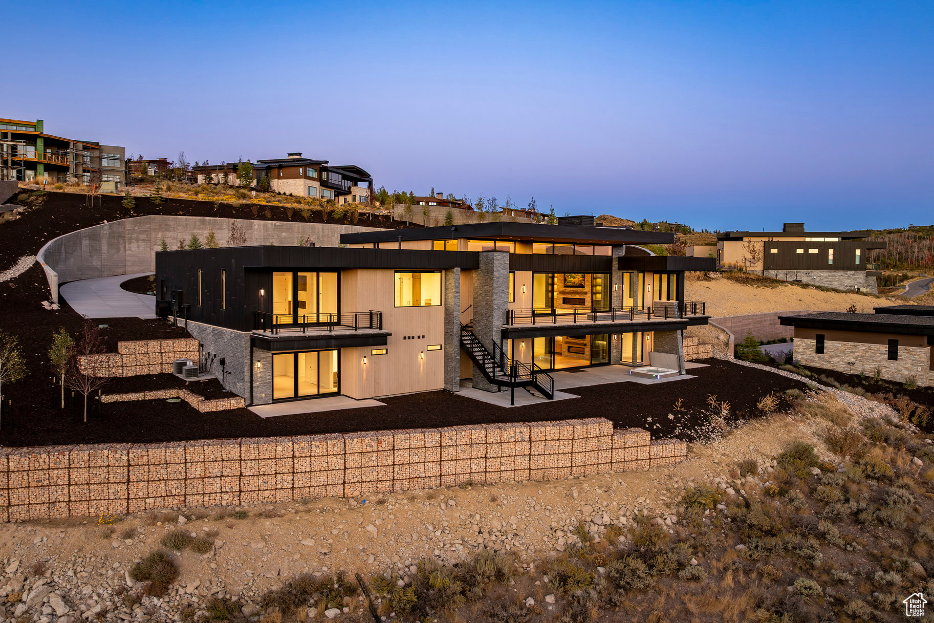 PINNACLE AT PROMONTORY - Residential