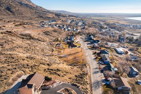 Tiny photo for 405 S 200 E #4, Willard, UT 84340 (MLS # 2135755)