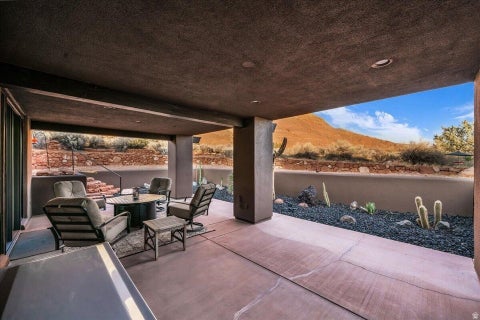Tiny photo for 423 W TAMAN CT, Ivins, UT 84738 (MLS # 2169768)