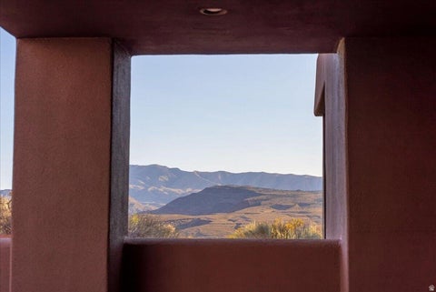 Tiny photo for 423 W TAMAN CT, Ivins, UT 84738 (MLS # 2169768)