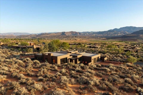 Tiny photo for 423 W TAMAN CT, Ivins, UT 84738 (MLS # 2169768)