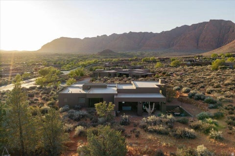 Tiny photo for 423 W TAMAN CT, Ivins, UT 84738 (MLS # 2169768)