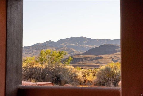 Tiny photo for 423 W TAMAN CT, Ivins, UT 84738 (MLS # 2169768)