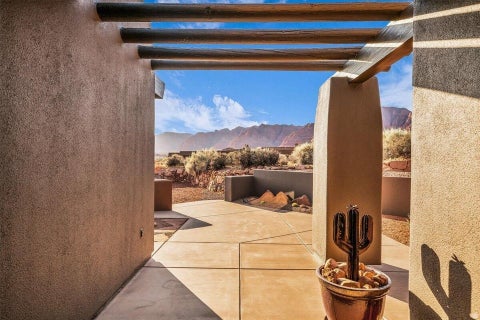 Tiny photo for 423 W TAMAN CT, Ivins, UT 84738 (MLS # 2169768)