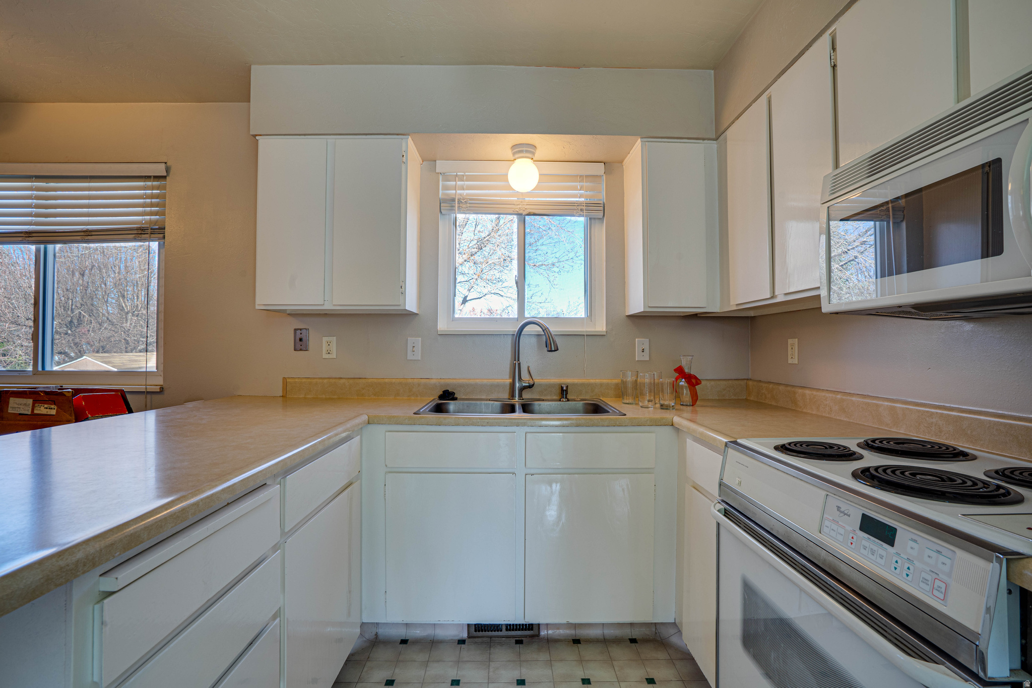 SPRINGBROOK ESTATES - Residential