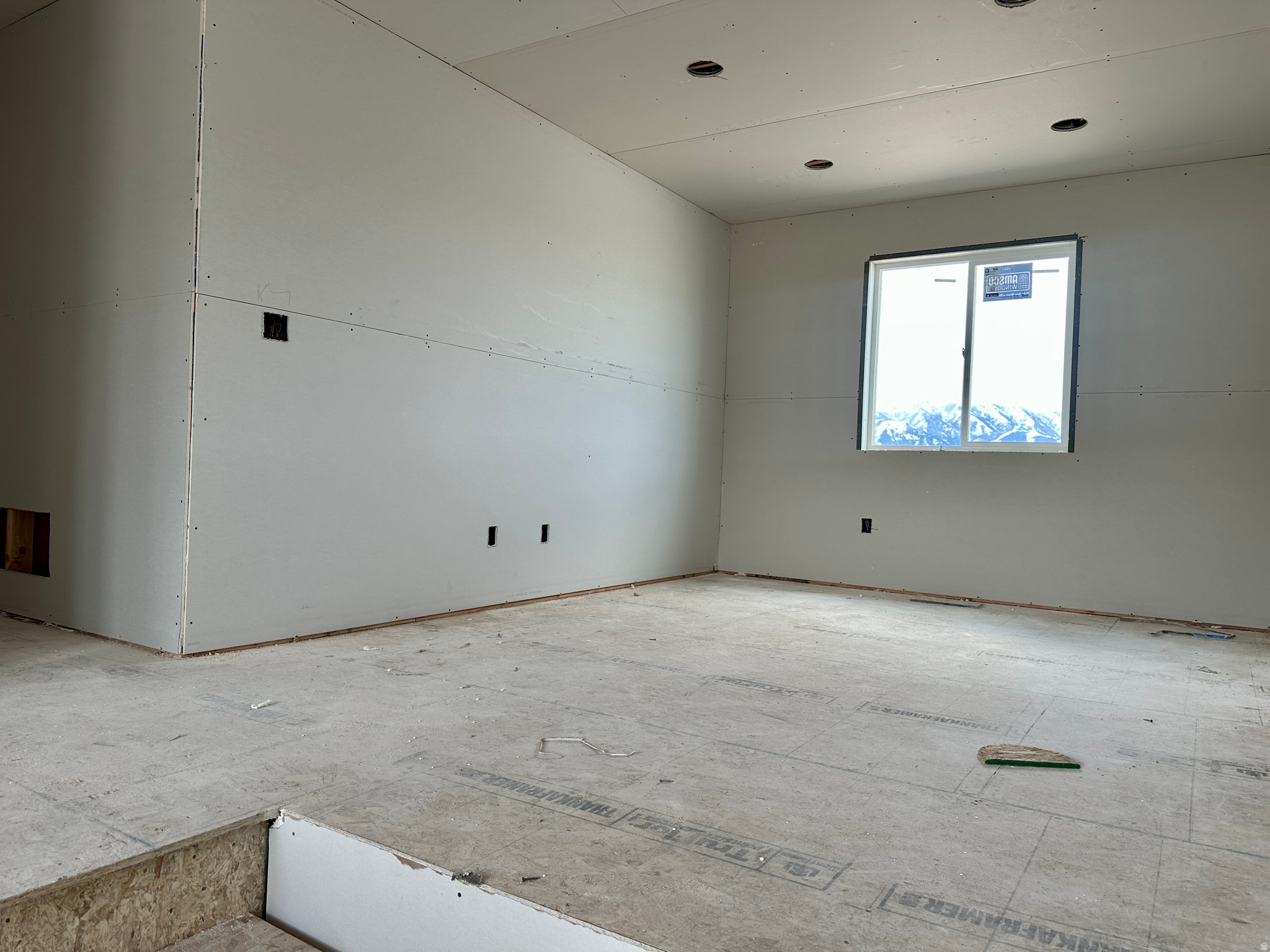 HERITAGE PARKWAY - Residential