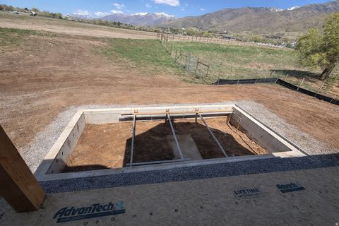 Tiny photo for 2727 EAST GENTILE ST, Layton, UT 84040 (MLS # 2148297)
