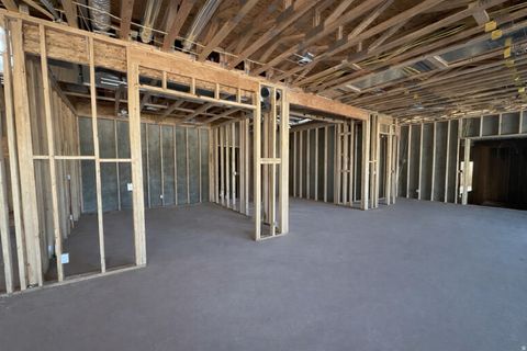 Tiny photo for 2727 EAST GENTILE ST, Layton, UT 84040 (MLS # 2148297)