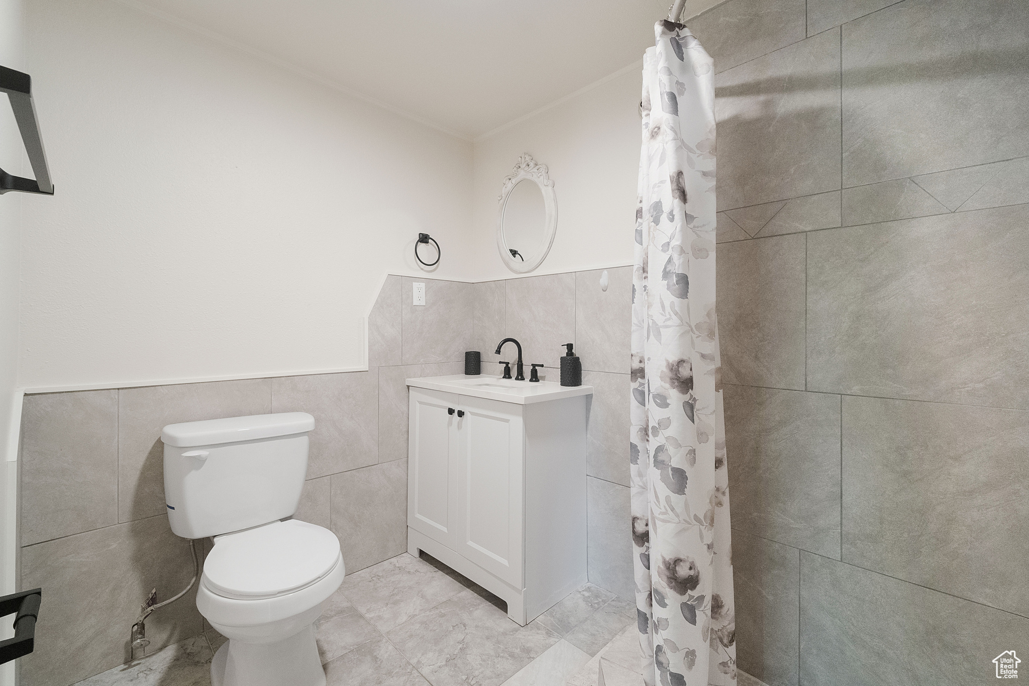 WHITE CITY - Residential