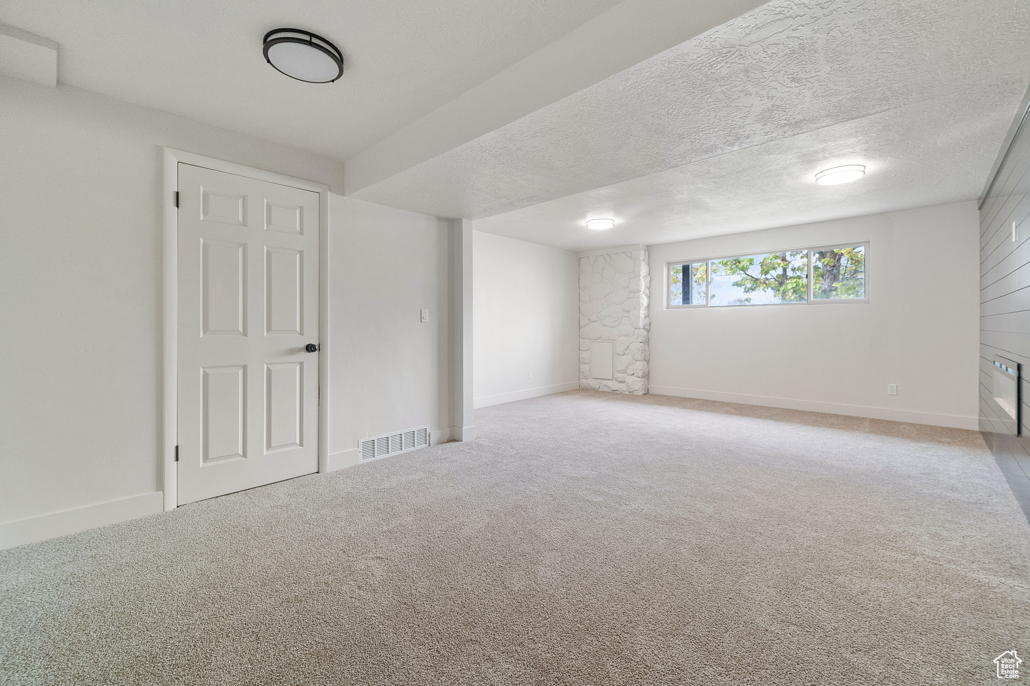 WHITE CITY - Residential